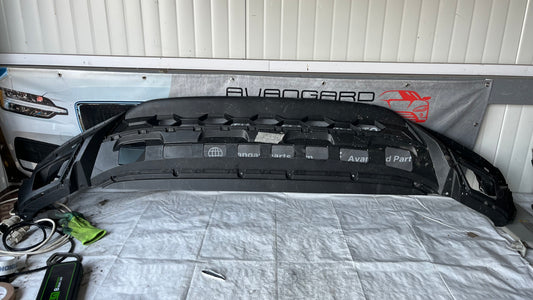 Част от предна броня Volkswagen Tiguan 2 Lift