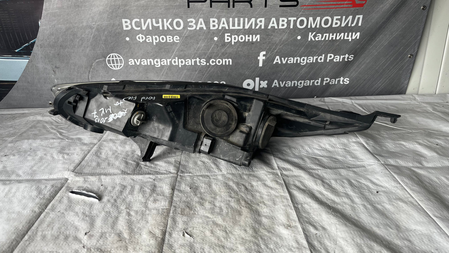 Десен фар Ford Fiesta