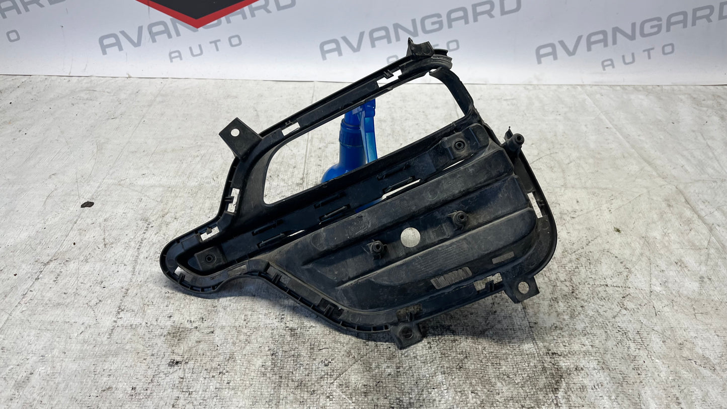 Kia Niro E лява решетка за халоген