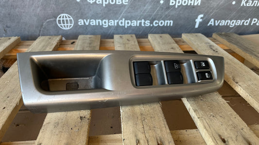 Панел с компечата за лява врата Subaru Impreza 2008-2013