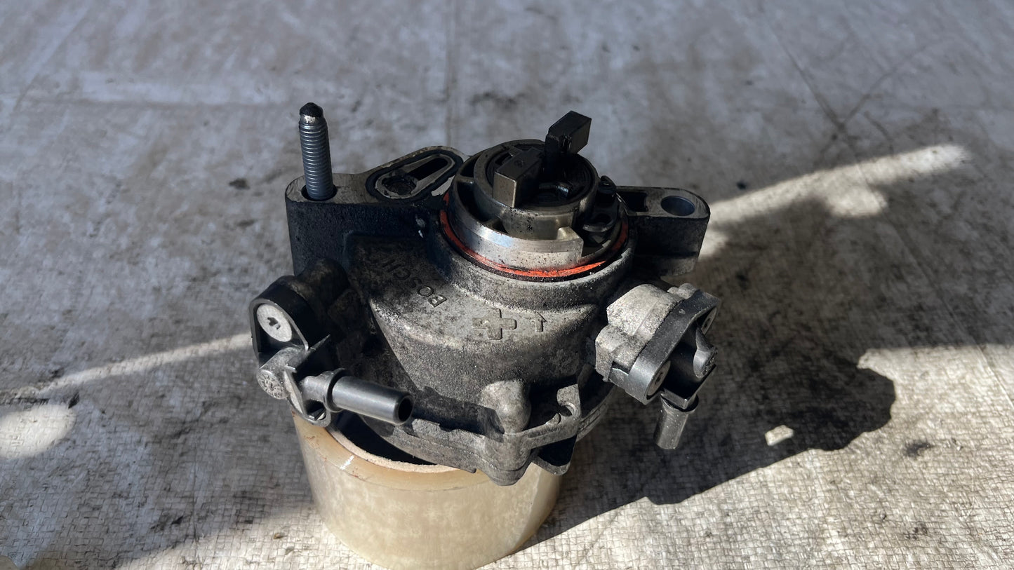 Peugeot 308 1.6 HDi GT вакуум помпа