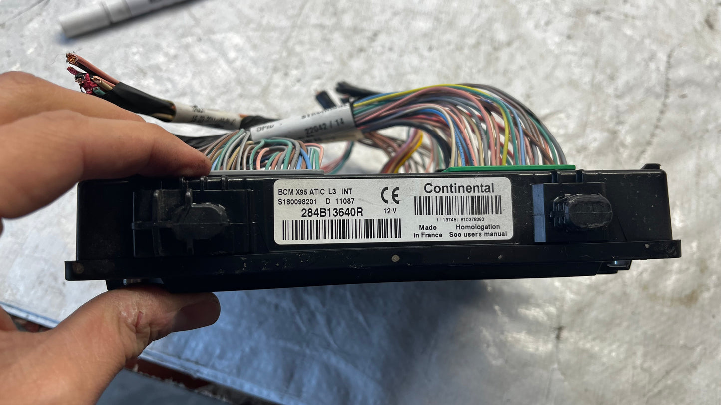 Renault Megane 3 BCM модул