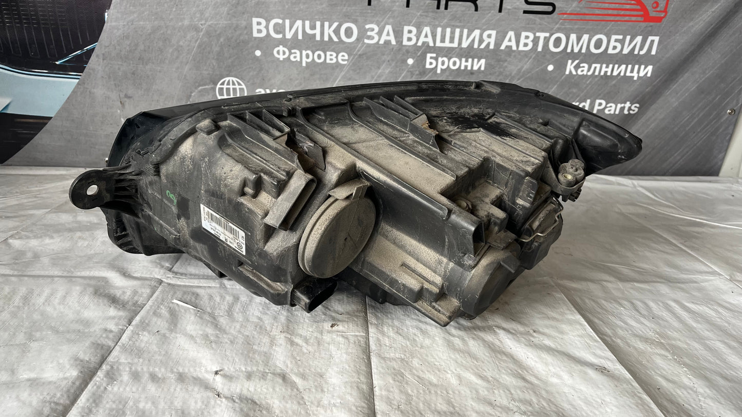 Десен фар Volkswagen Transporter T6 (2015-2024)