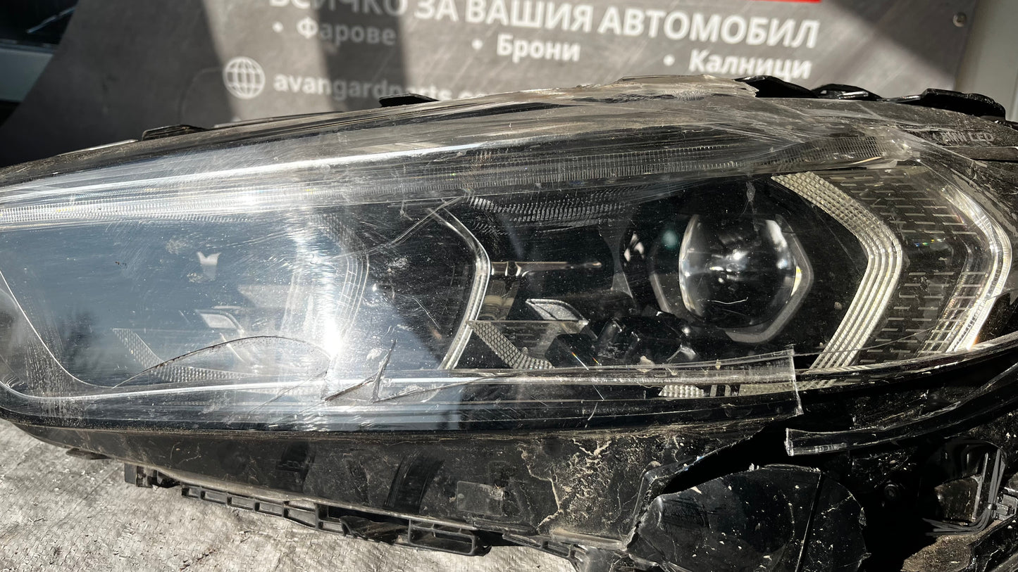 BMW 1 F40 2020- ляв фар