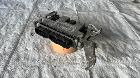 Компютър Toyota Auris 1