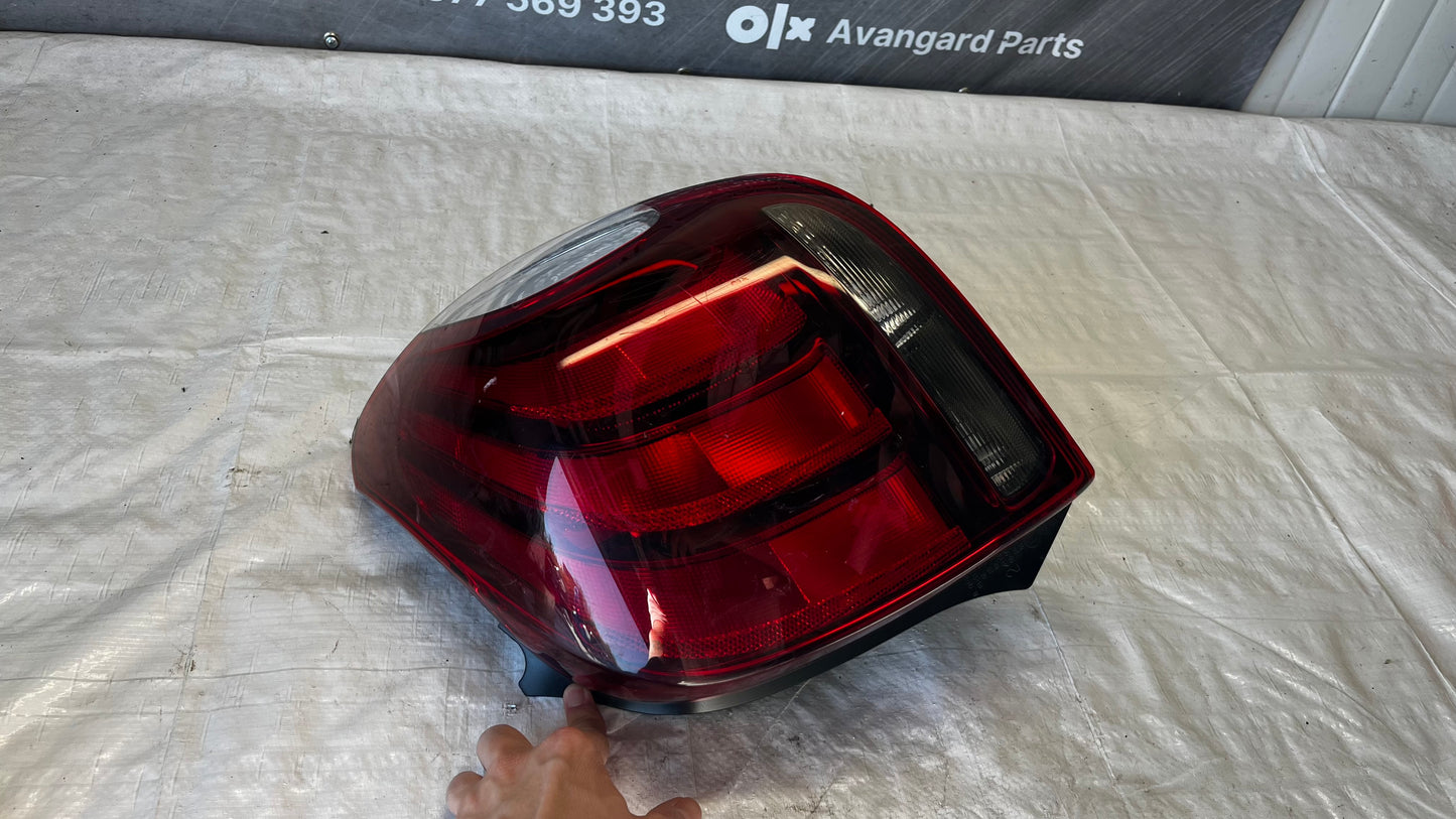 Peugeot 108 ляв стоп