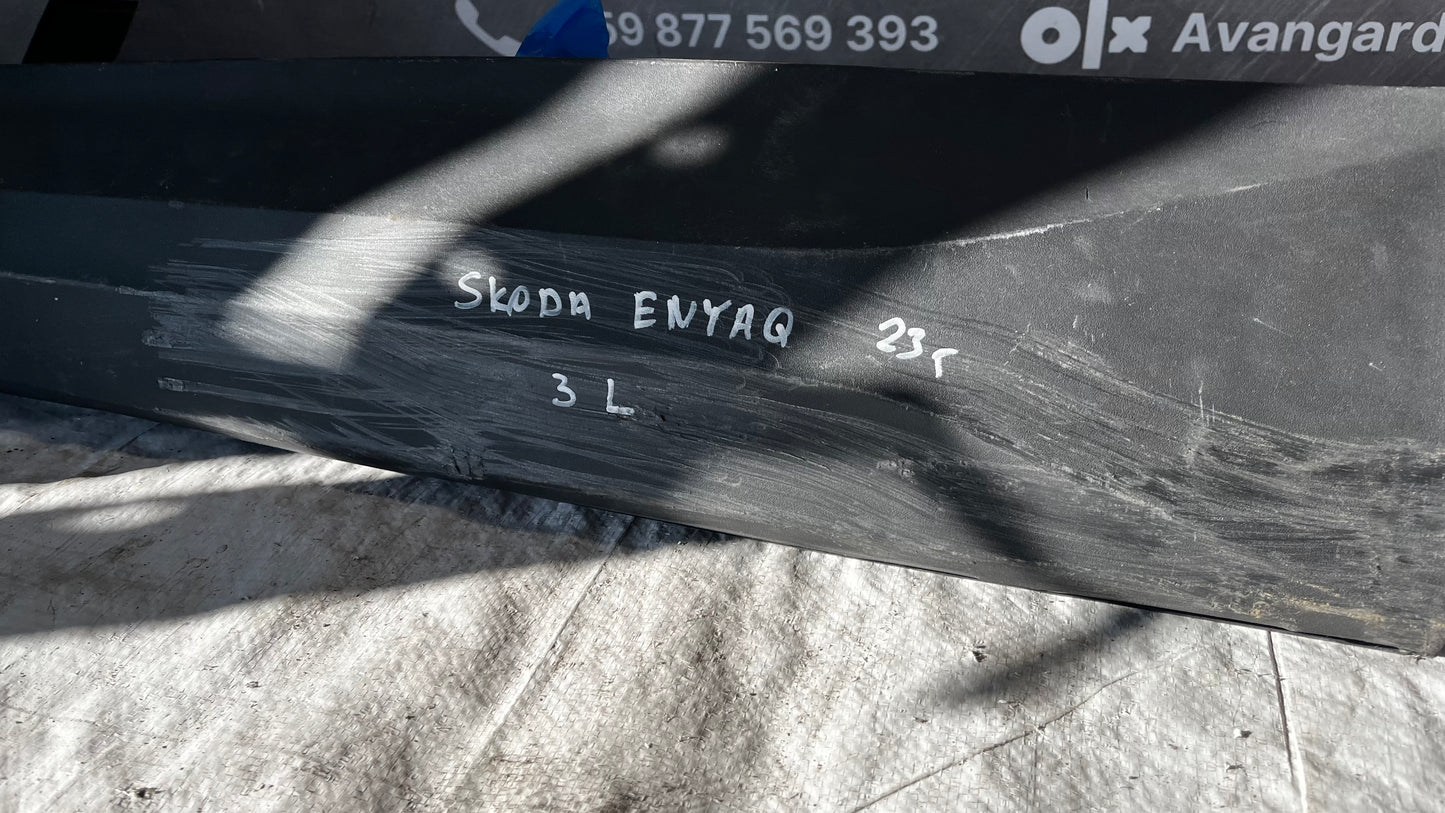 Skoda Enyaq 2021 декоративна задна лява лайстна за врата