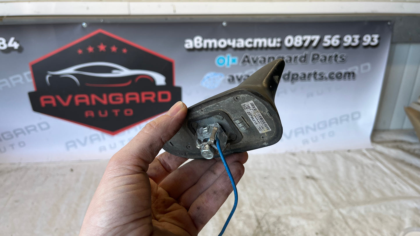 Opel Astra J антена