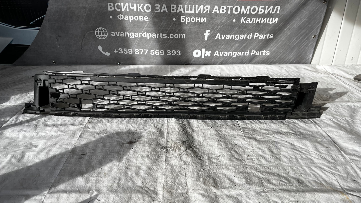 Skoda Karoq предна решетка