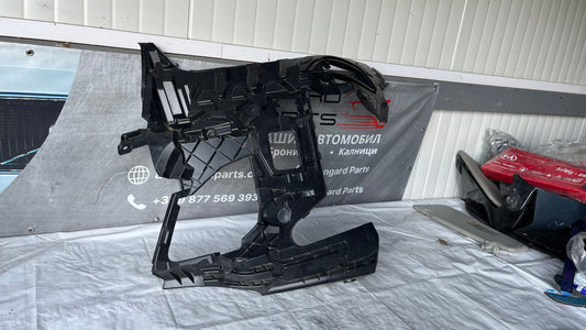 Дясна основа за халоген BMW X5 G05