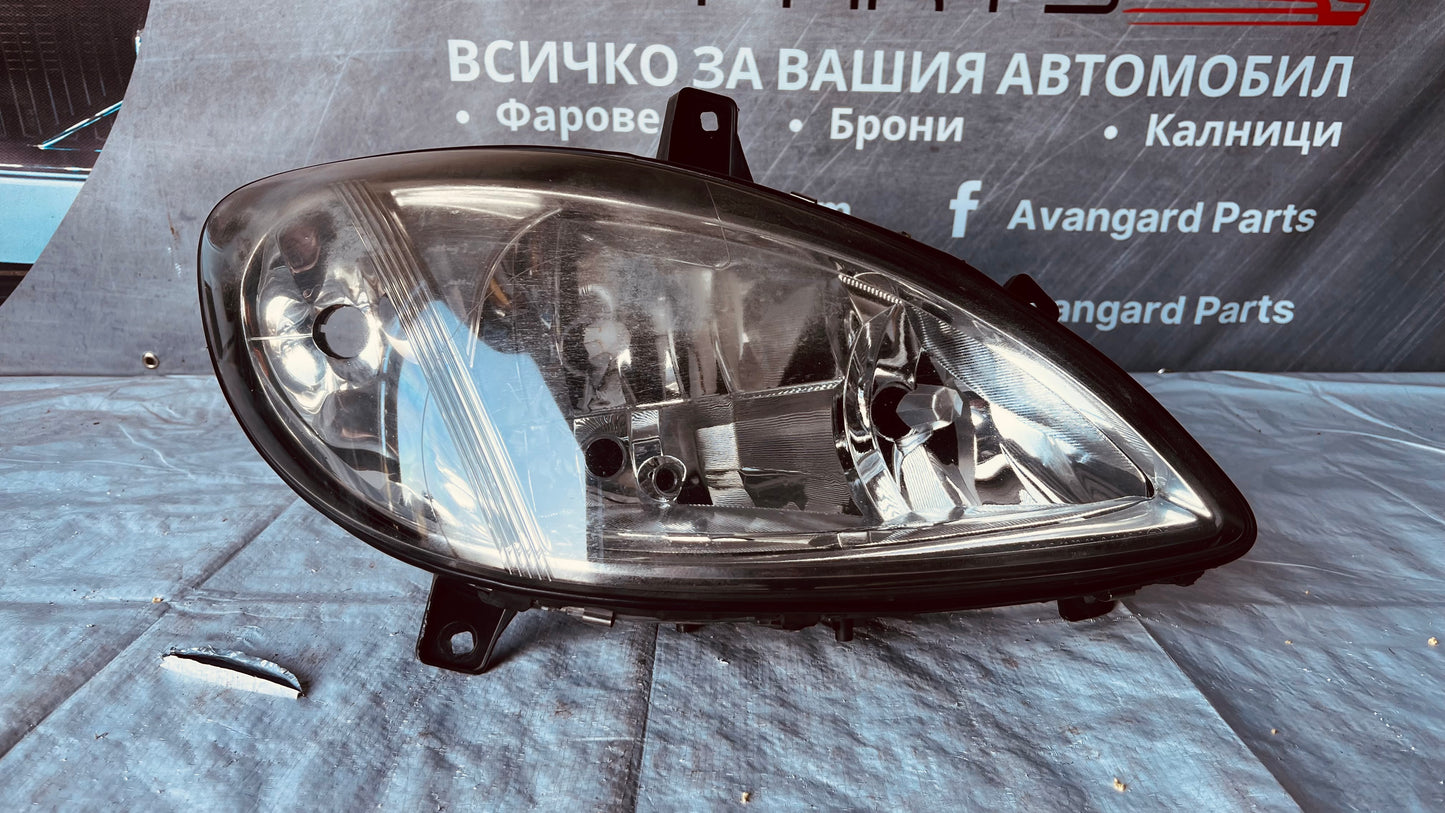 Десен фар Mercedes Vito W639 (2004-2010)