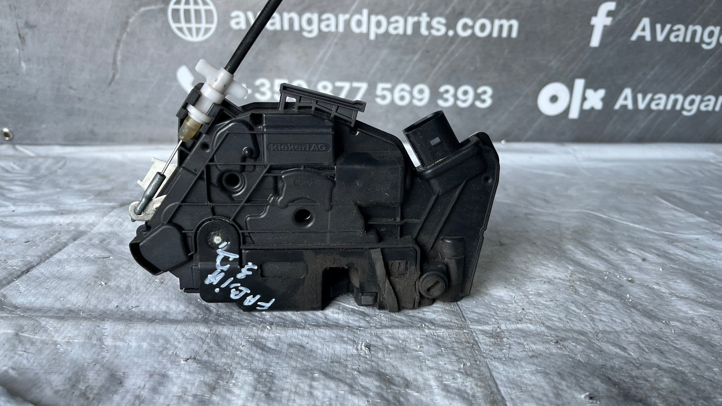 Брава отзад в дясно Volkswagen Amarok 2010-
