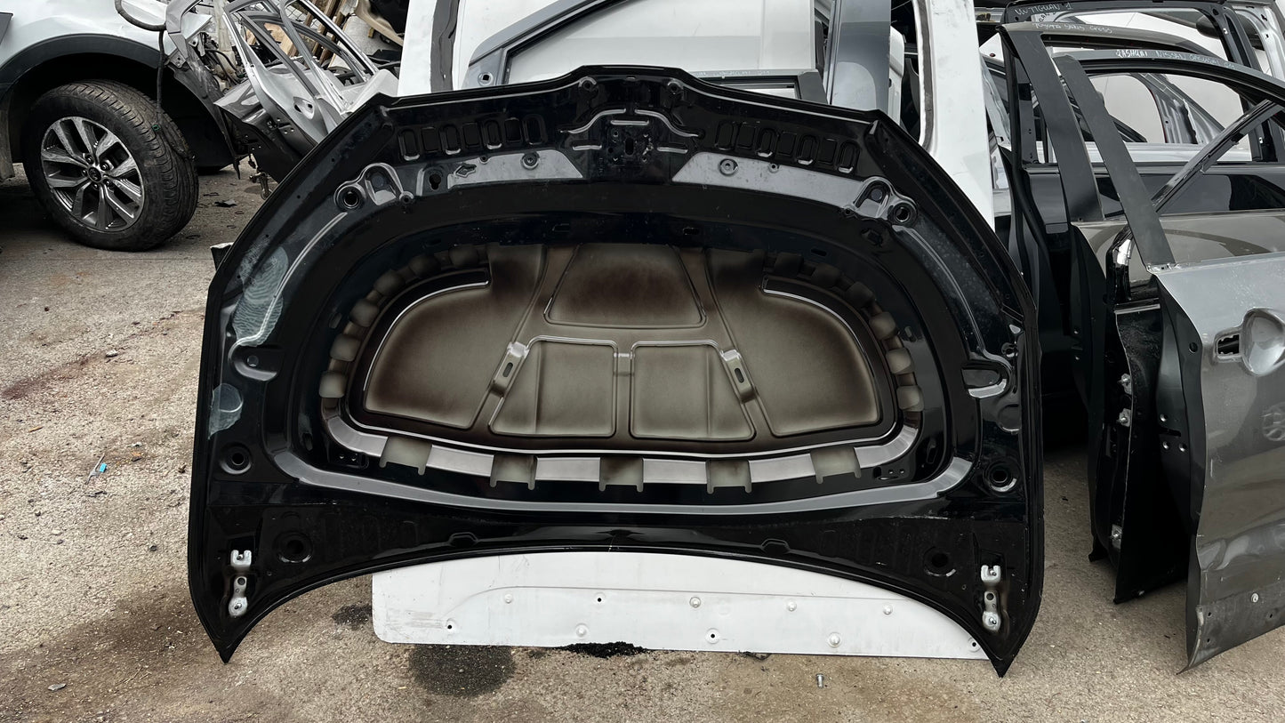 Skoda Fabia 4 преден капак