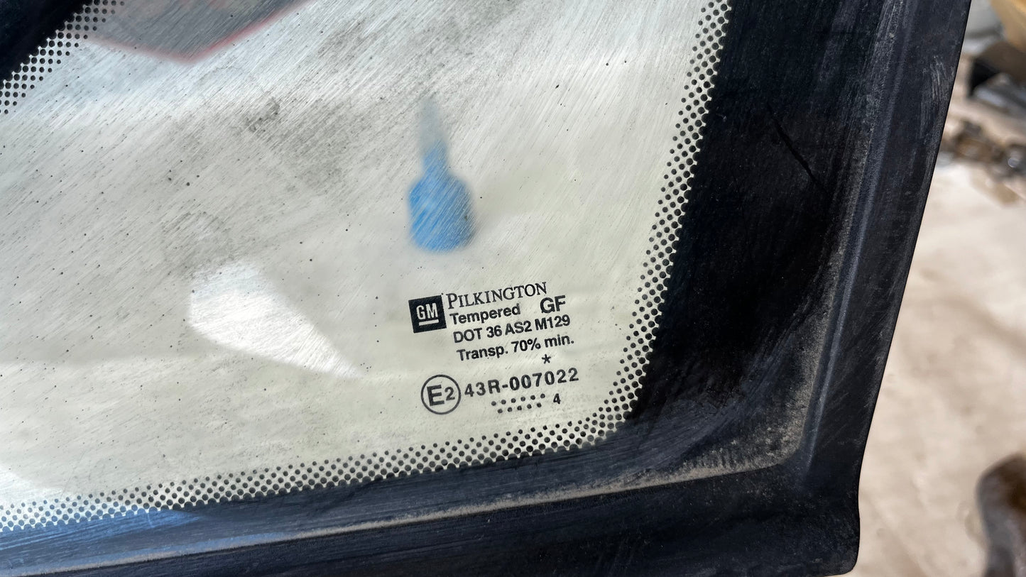 Opel Zafira 02 предно ляво стъкло