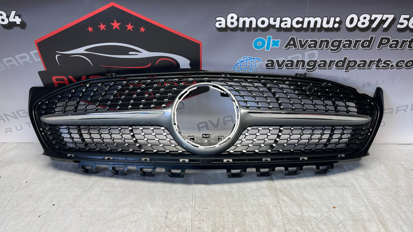 Mercedes CLA W118 предна решетка