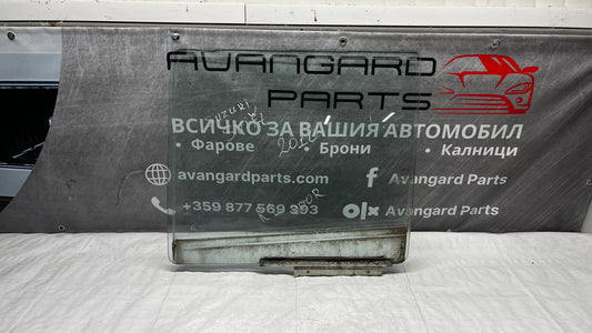 Suzuki Swift 05- задно дясно стъкло