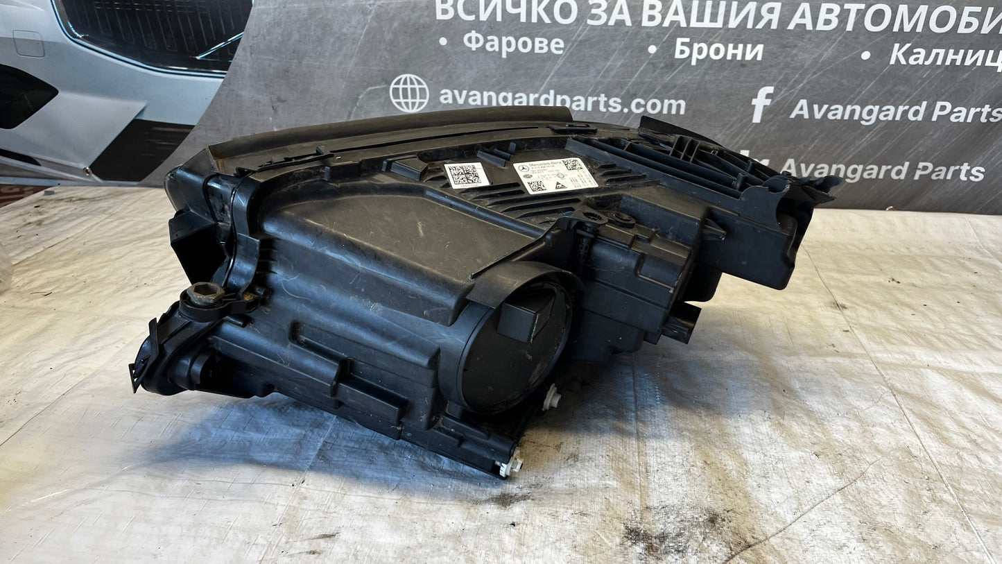 Mercedes E W213 Lift десен фар