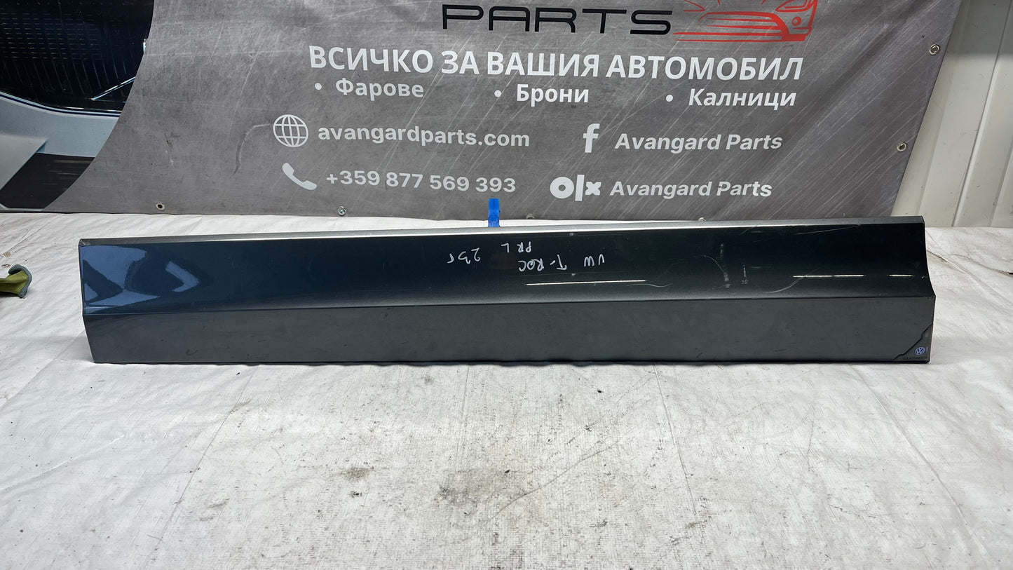 Volkswagen T-Roc декоративна лайстна на предна лява врата