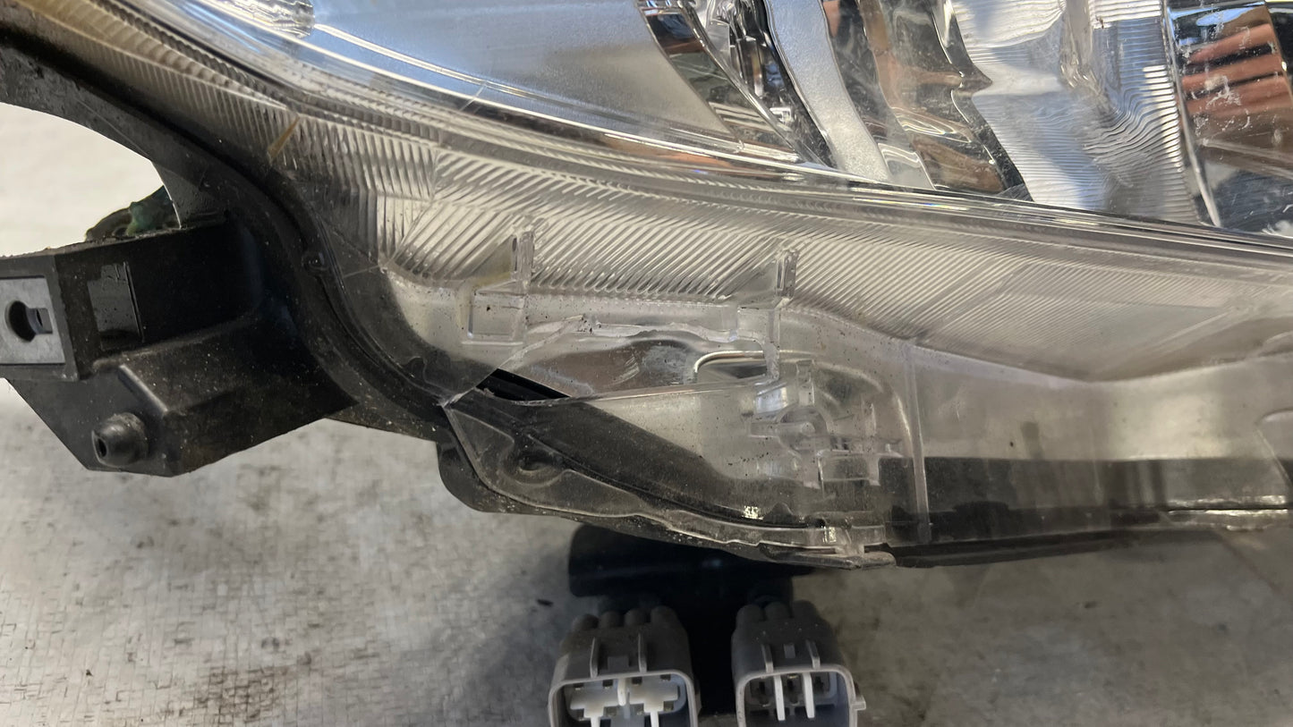 Toyota Land Cruiser десен фар