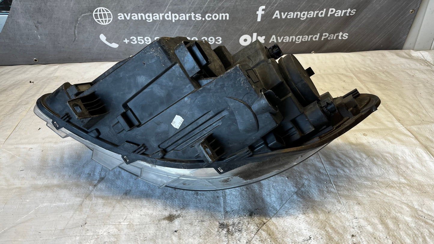 Mercedes Sprinter 18- десен фар