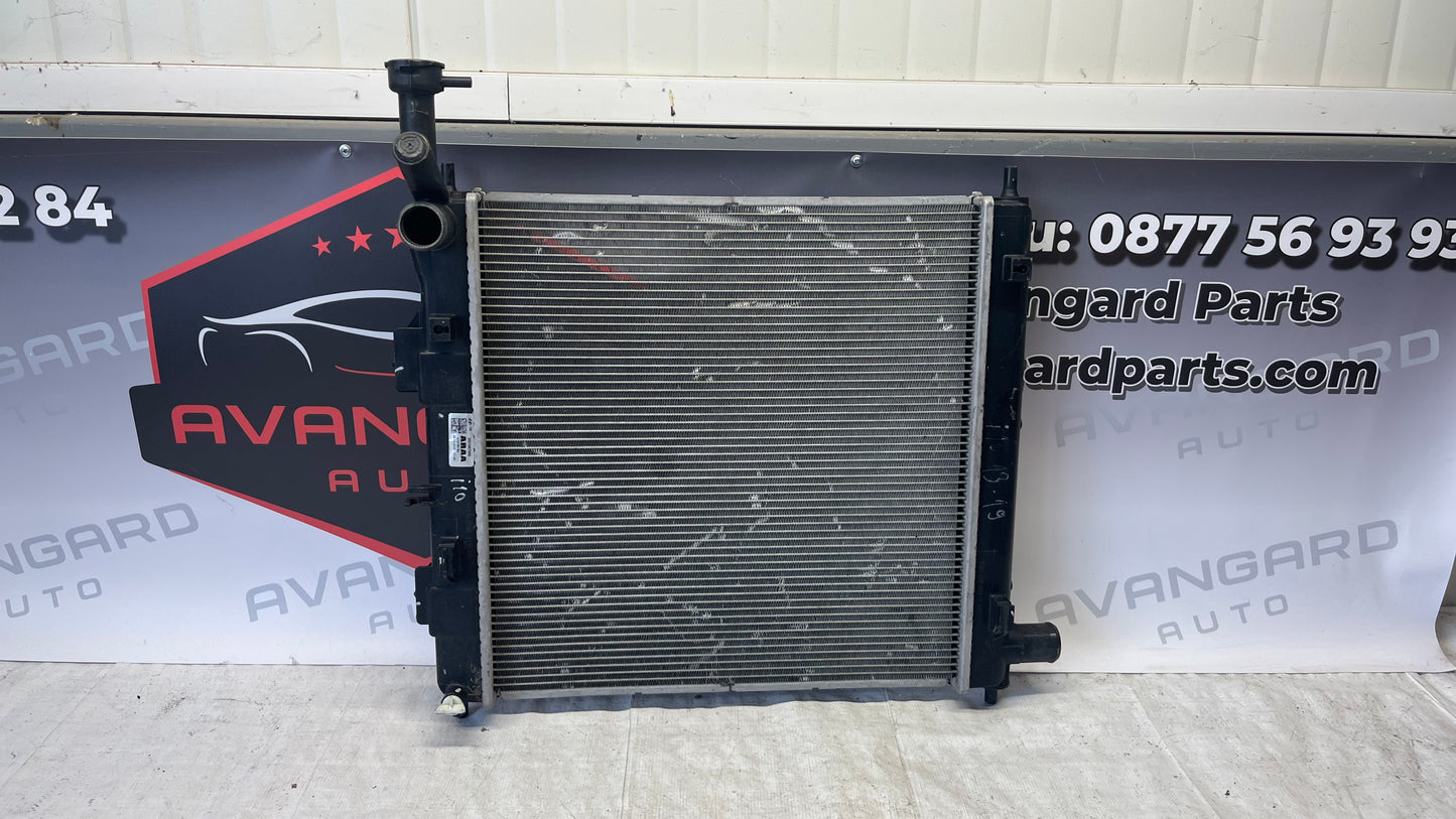 Hyundai i10 радиатор