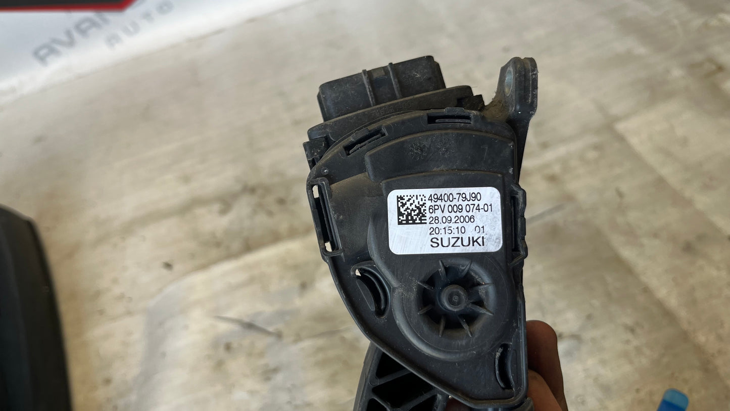 Suzuki SX4 педал за газ