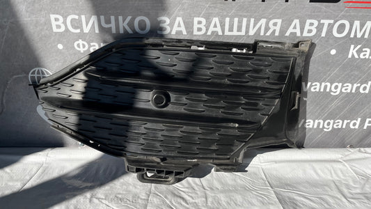 Дясна решетка за предна броня Mercedes GLC X253 (2020-2022)