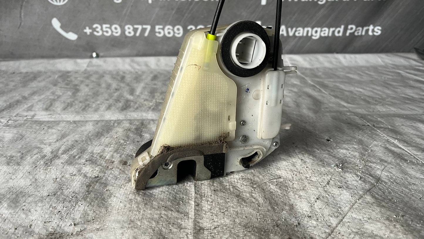 Toyota Yaris 3 брава предна лява