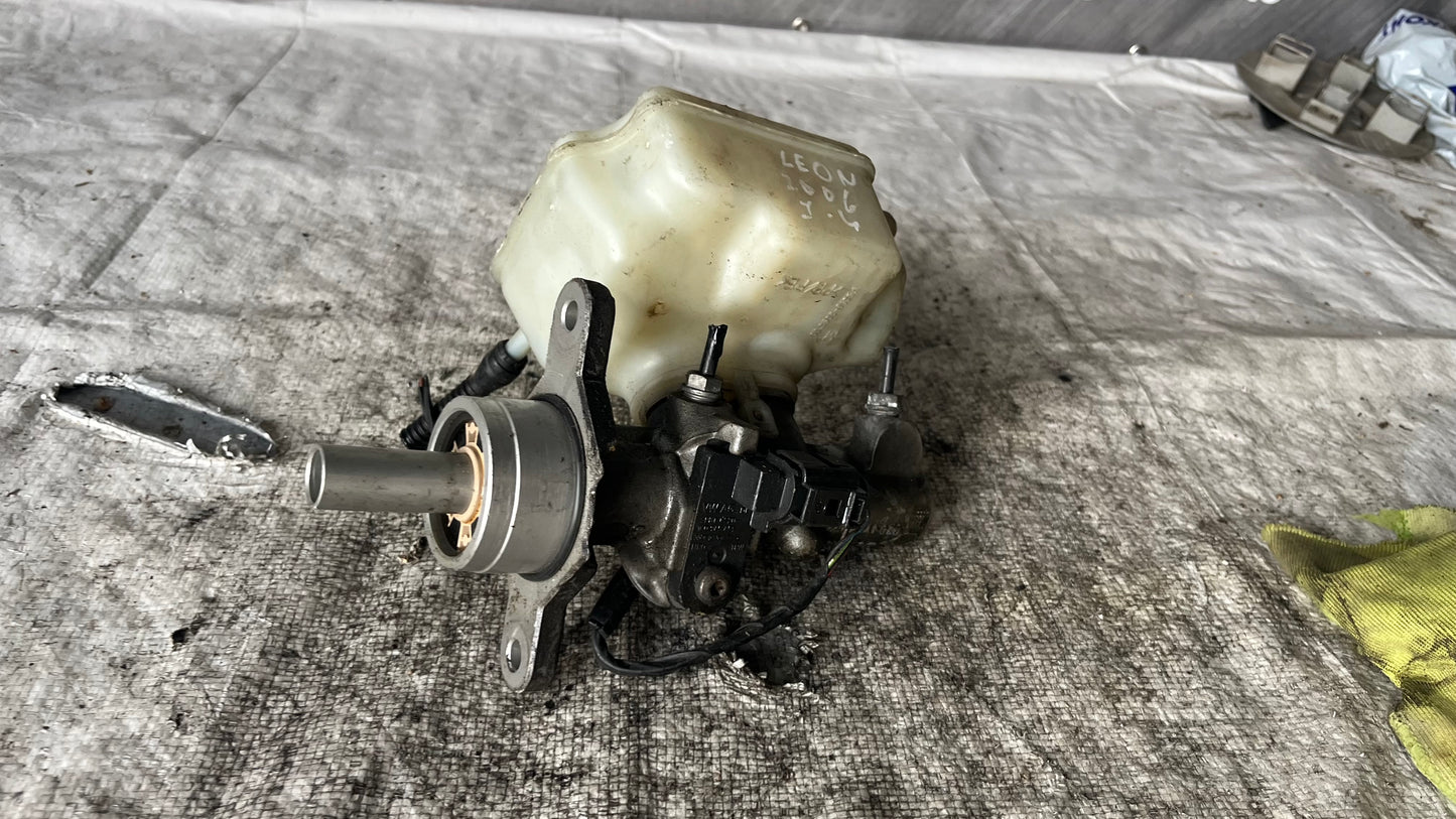 Suzuki SX4 серво