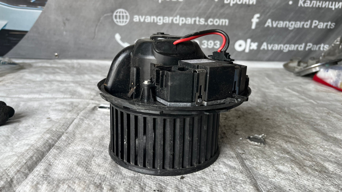 Volkswagen Touran 1 2003- вентилатор парно