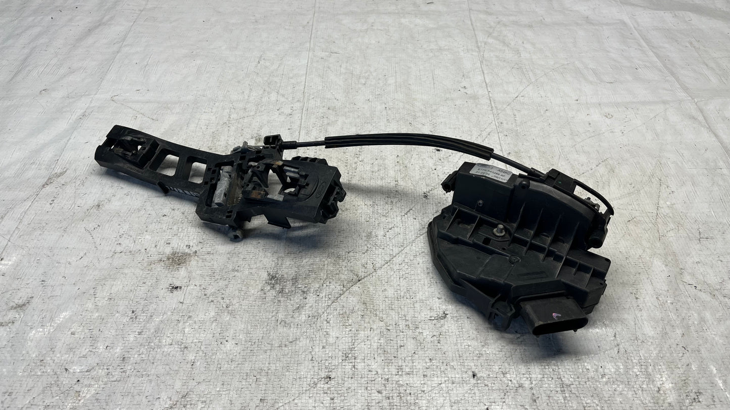 Ford Transit Courier брава задна