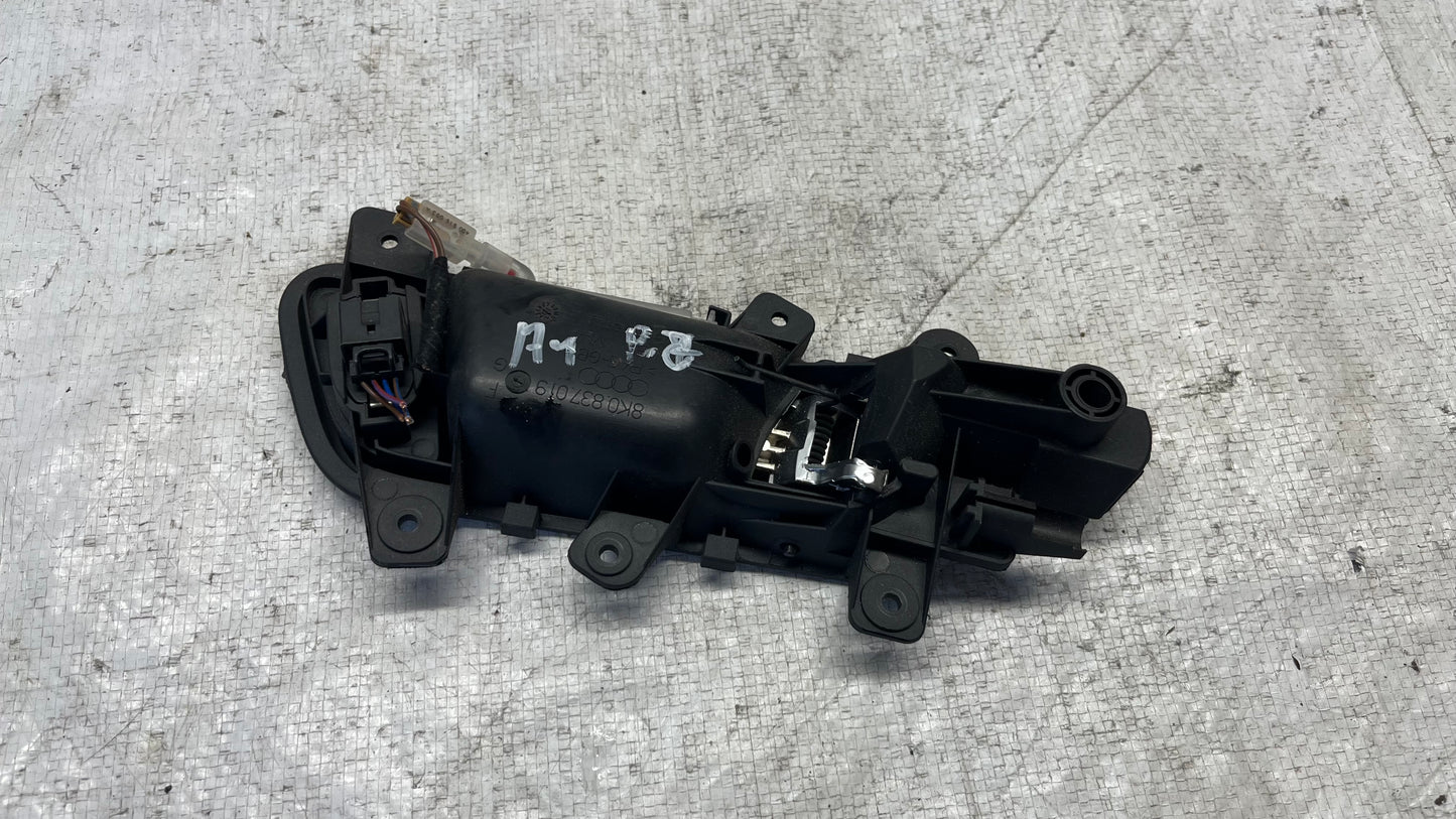 Audi A4 S4 B8 вътрешна дръжка