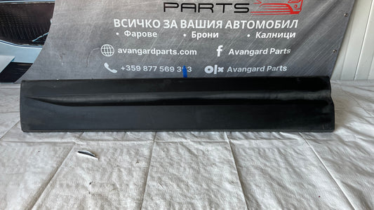 Декоративна лайстна на предна лява врата Seat Ateca 2016-