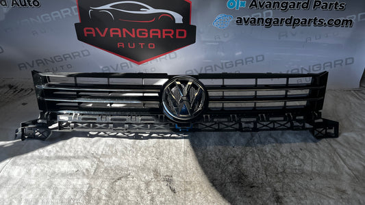 Volkswagen Tiguan 2010- предна решетка