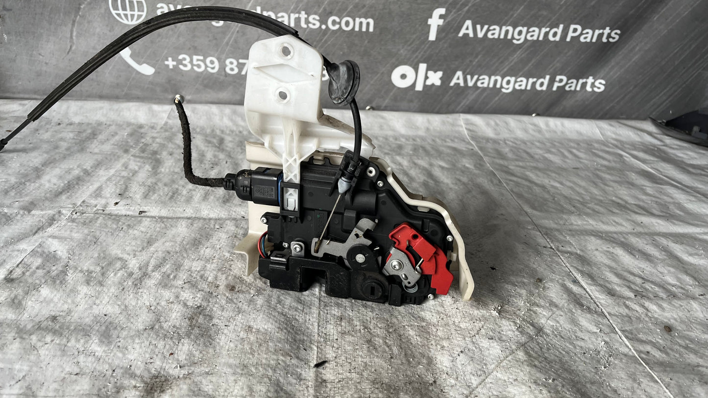 Volkswagen Touran брава предна дясна