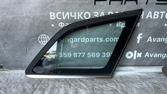 Hyundai i30 задно дясно стъкло