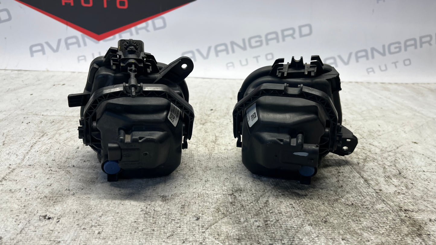 BMW X3 F25 ляв и десен халоген