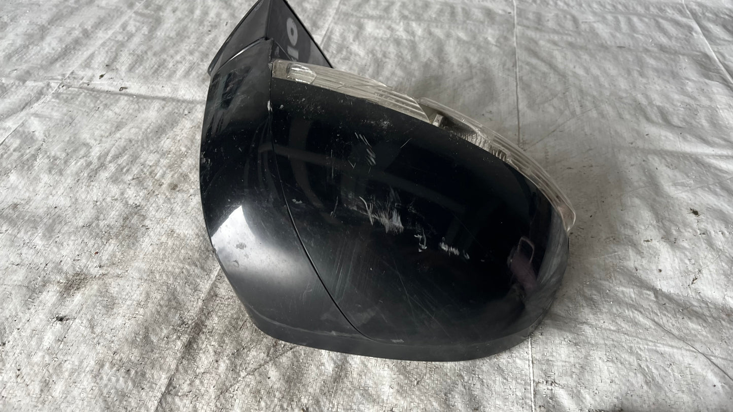 Chevrolet Captiva огледало дясно