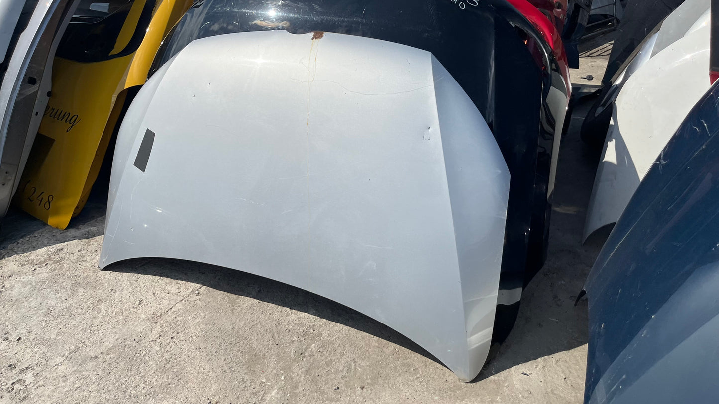 Преден капак VW Touran 2 2011-
