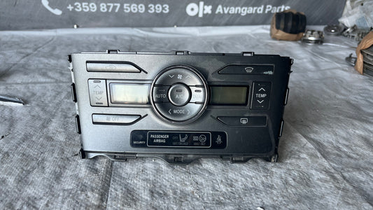 Панел климатроник Toyota Auris 2006-
