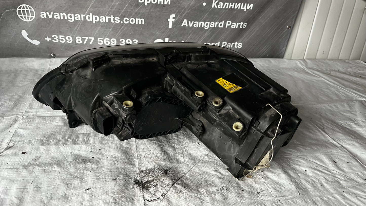 Volkswagen Caddy 2003- десен фар