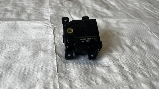 Toyota CHR моторче климатик