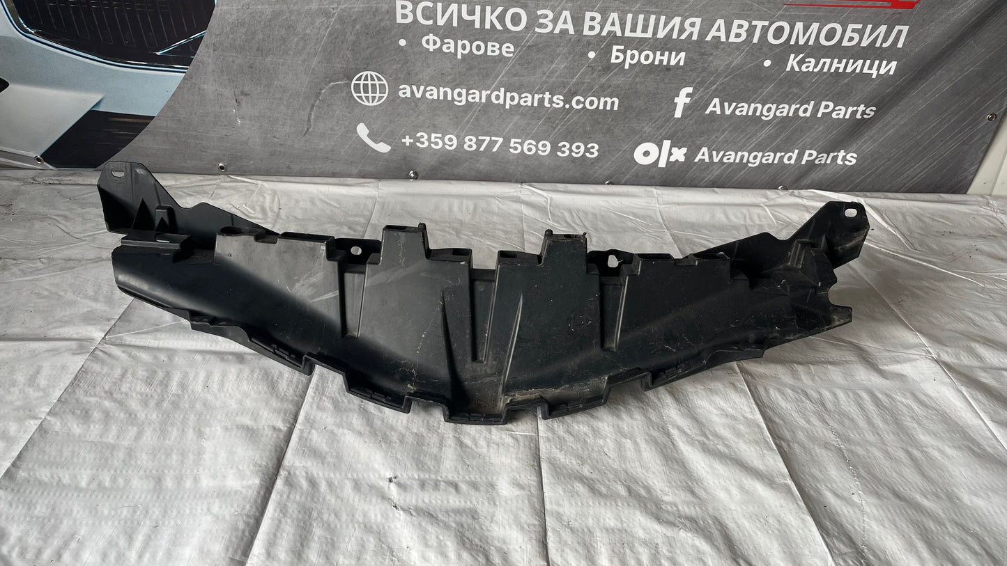 Предна основа/решетка Toyota Yaris 3