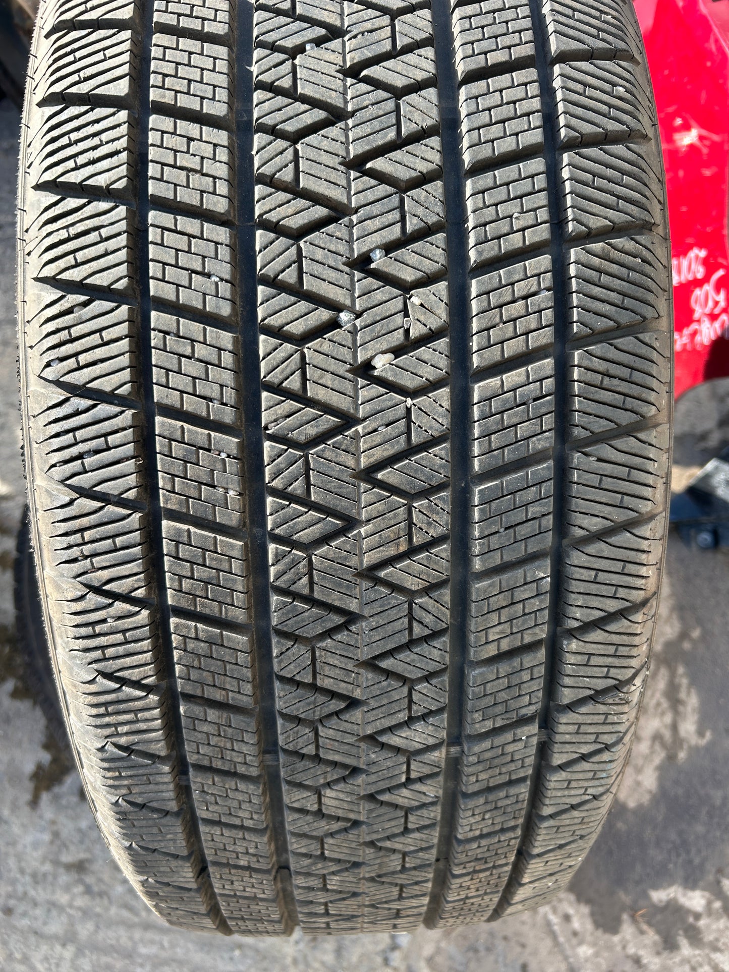 Гуми 255 50 20 Gripmax