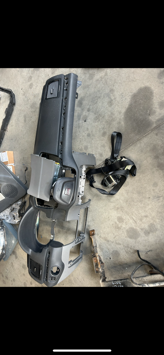 Табло,Airbag,волан,колани Seat Alhambra 2017г.Добро състояние!