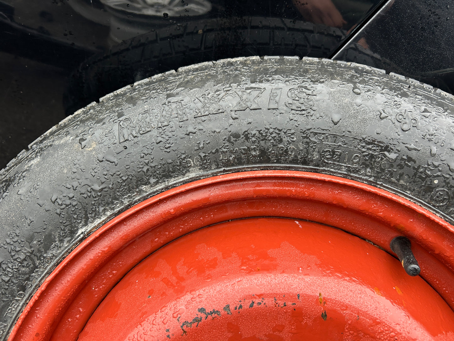 Бандажна гума/патерица 5x114.3 16 Suzuki SX4