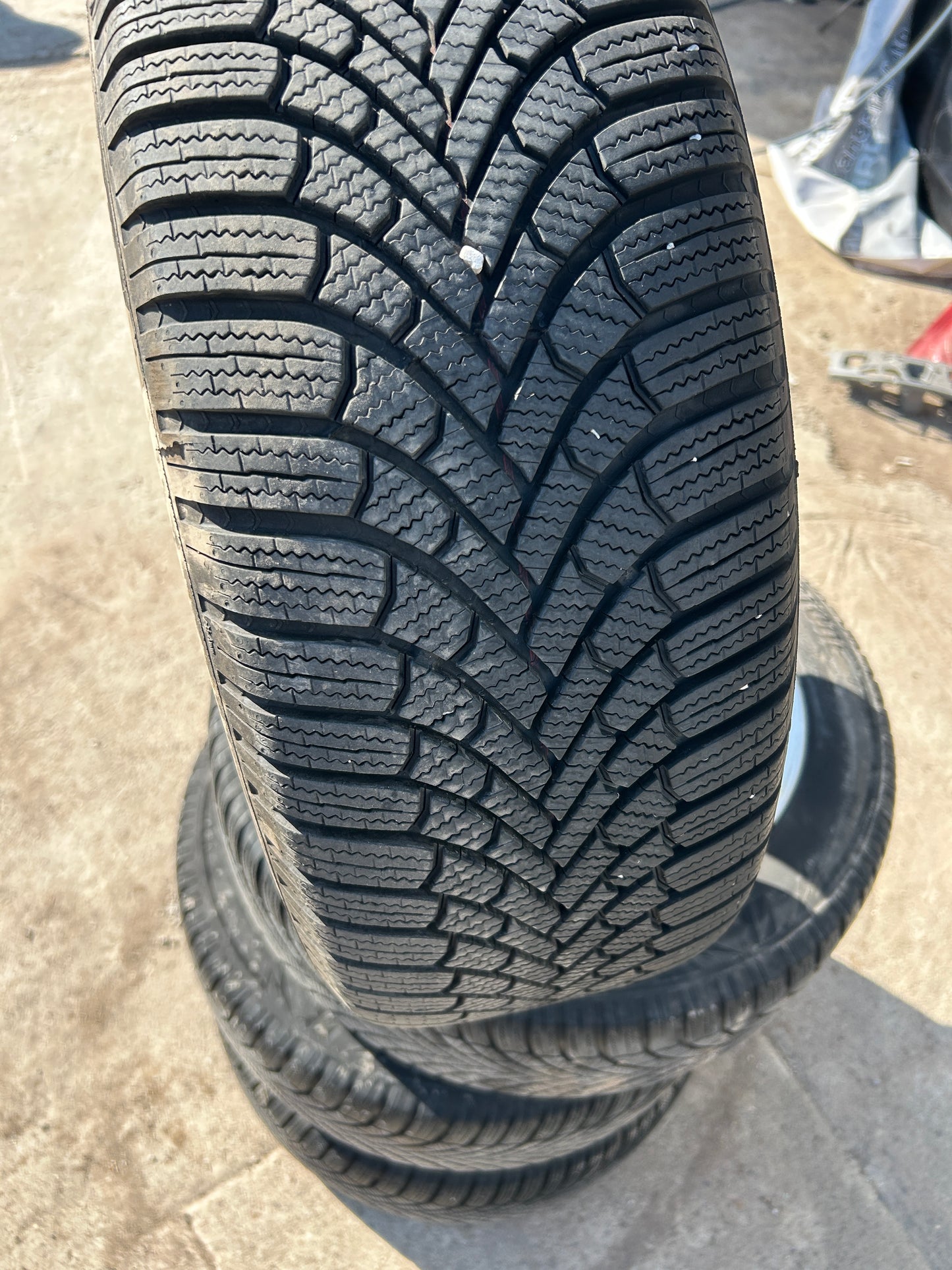 Гуми 205 55 16 Bridgestone