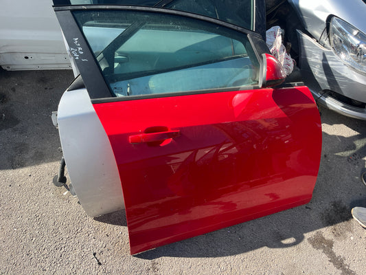 огледало Opel Astra J 2014г.