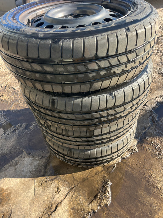 Гуми 205 60 16 Falken