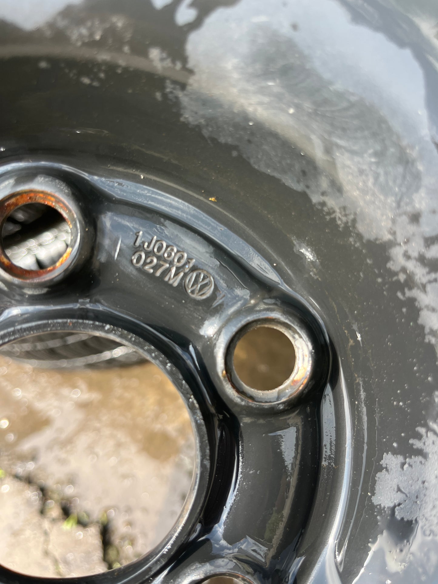 Бандажна гума,патерица VW,Seat,Audi 5x100 18